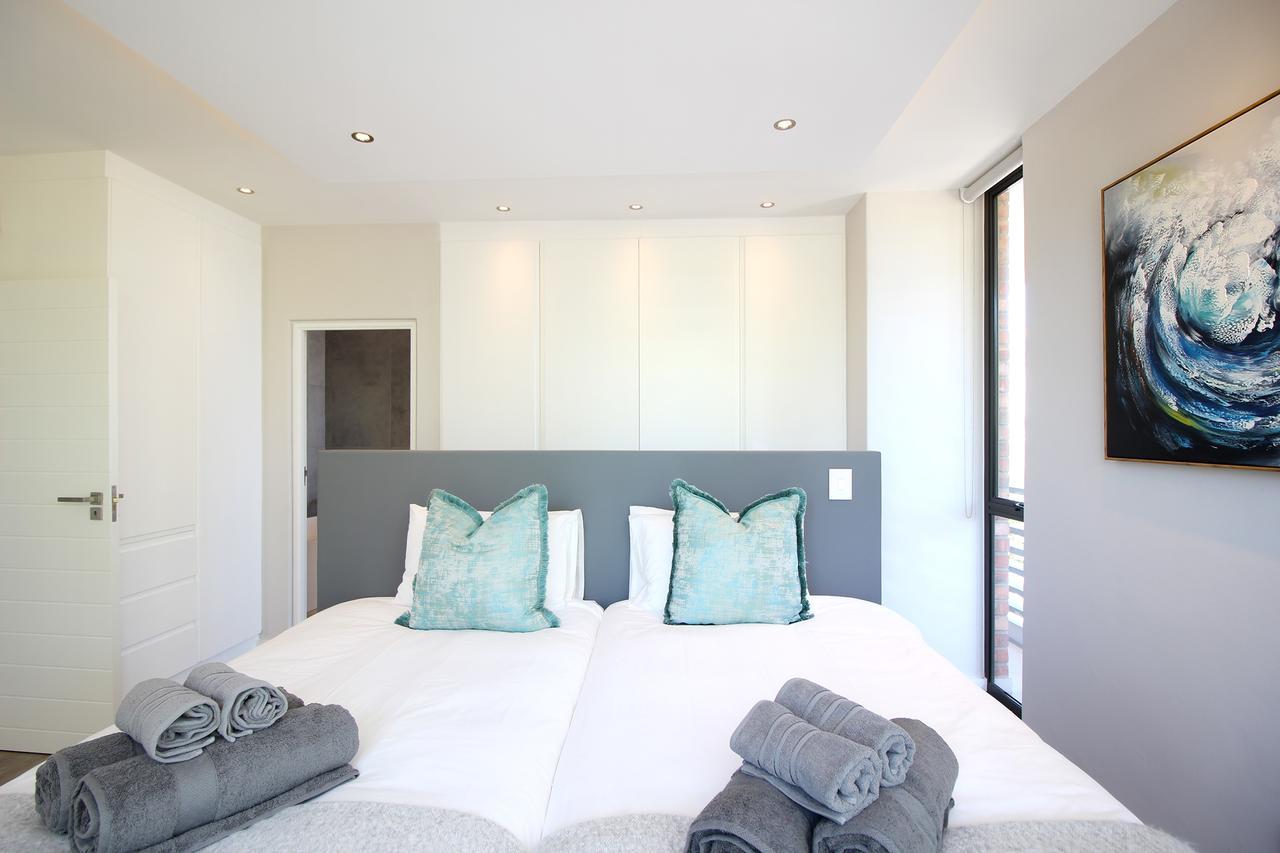 Chelsea Apartment *
