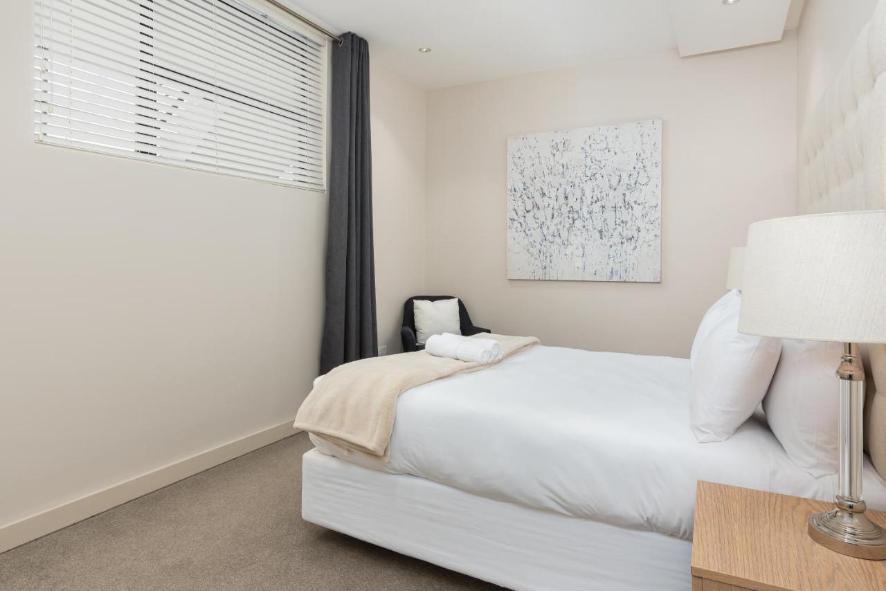 Chelsea Apartment *